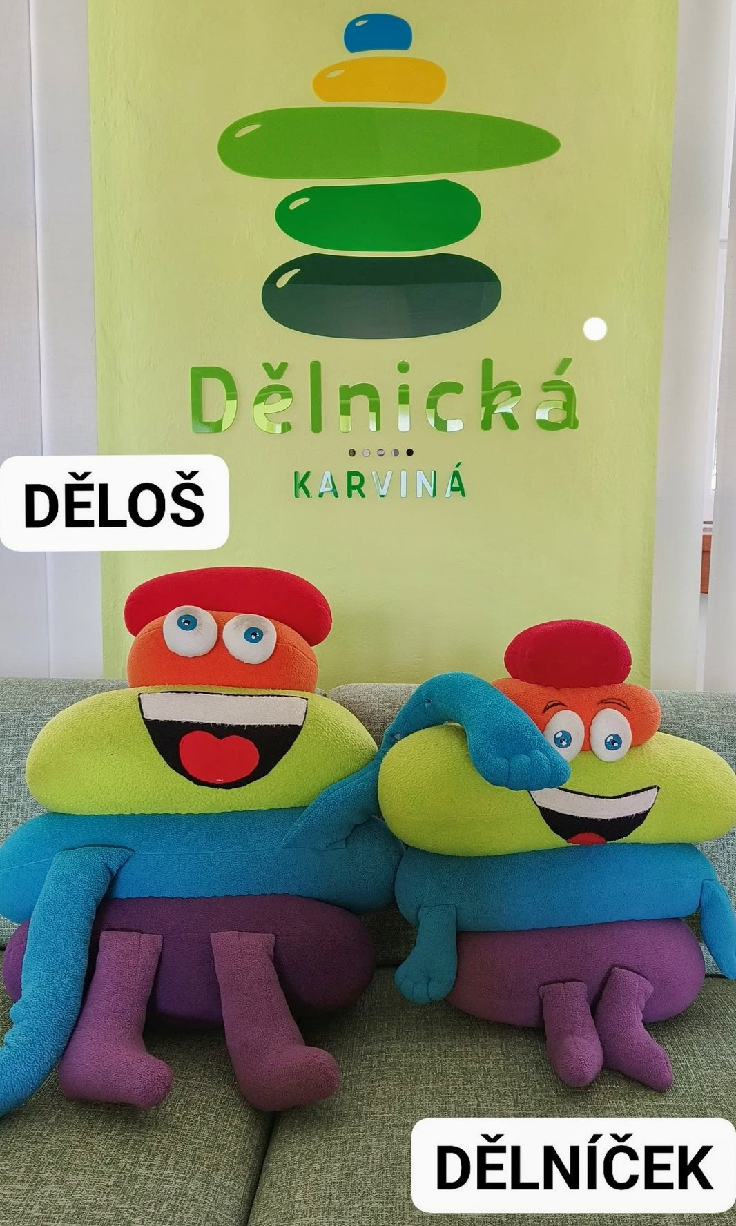 Maskoti-01